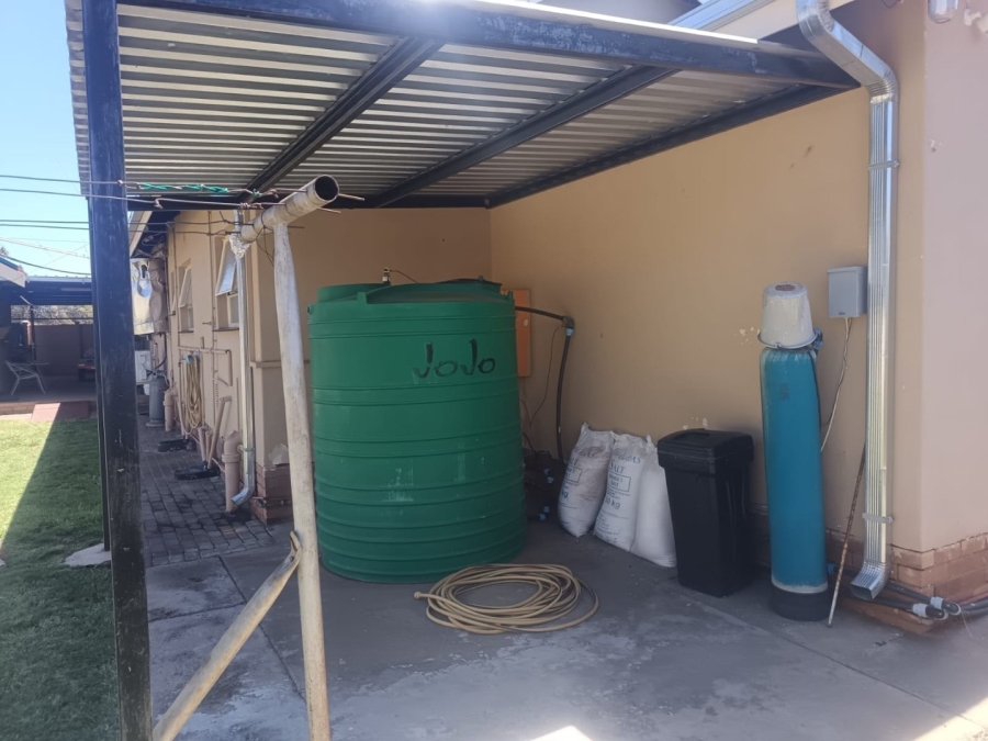 3 Bedroom Property for Sale in Carters Glen Northern Cape
